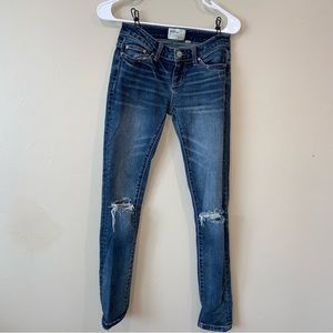 BKE Stella distressed skinny jeans 24